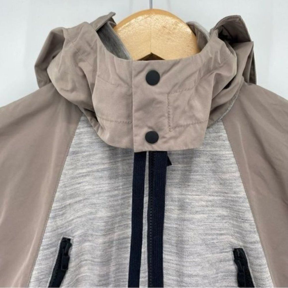 Nike Women’s AAE 3.0 Vest in Sepia Stone New - Picture 12 of 16